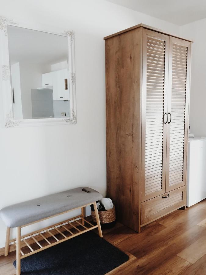 Sered' Apartman Pri Parku מראה חיצוני תמונה